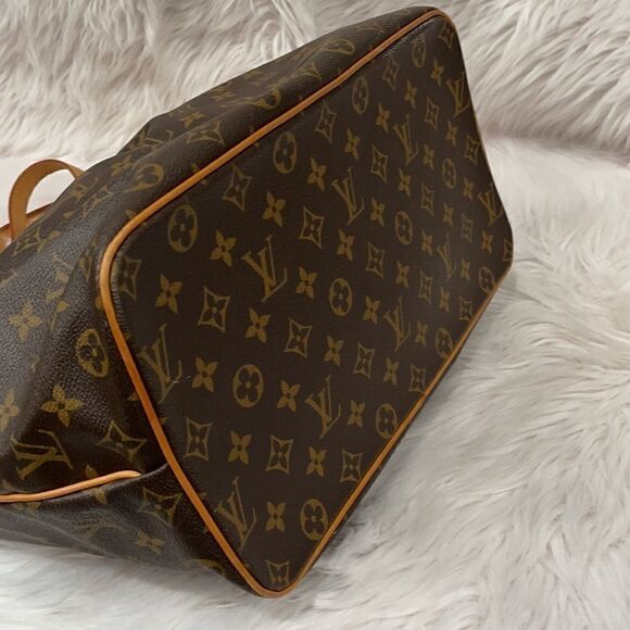 Louis Vuitton Monogram Palermo GM Shoulder Tote Bag - Discontinued, Authentic - Picture 5 of 16